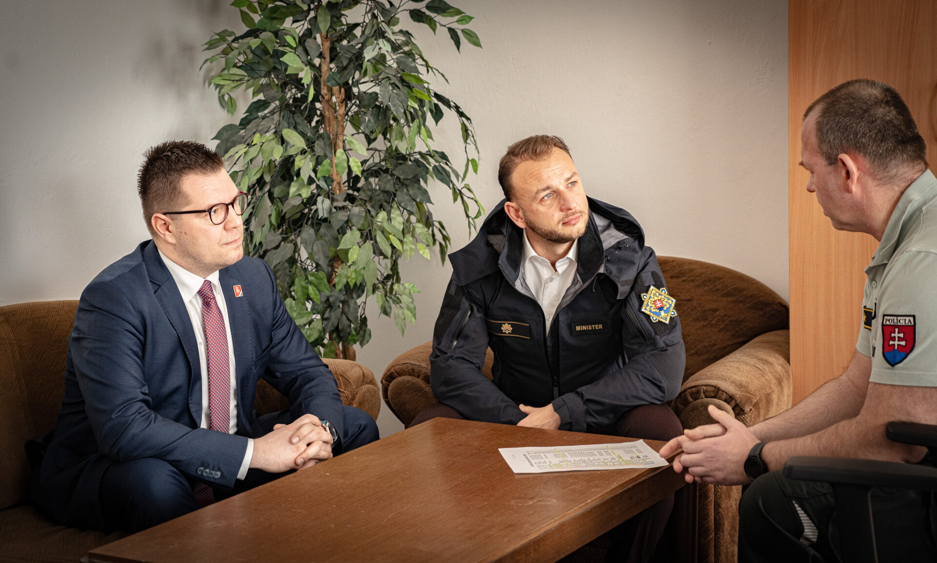 MV SR | Matúš Šutaj Eštok, Igor Šimko na Obvodnom oddelení PZ Košice-Západ