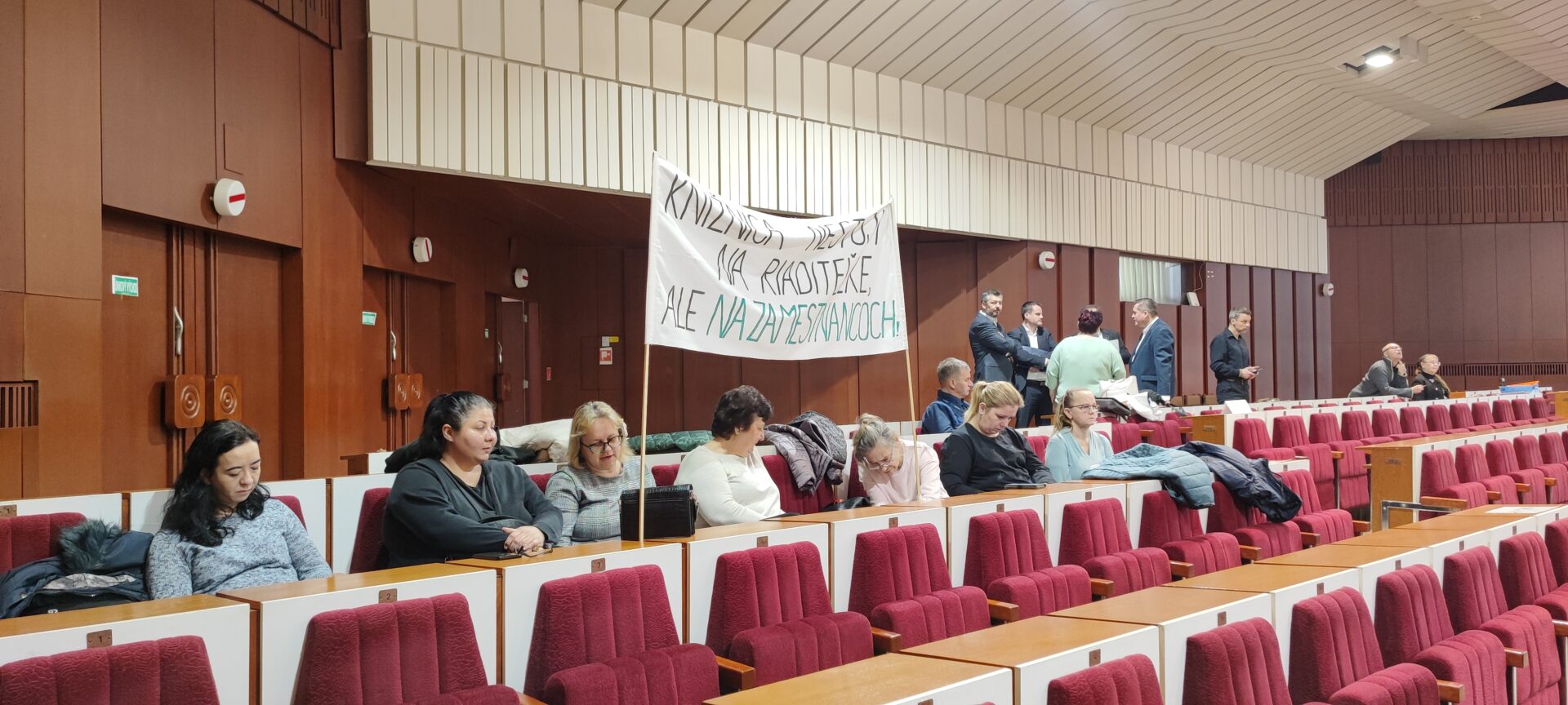 Redakcia SLOVENSKO: DNES