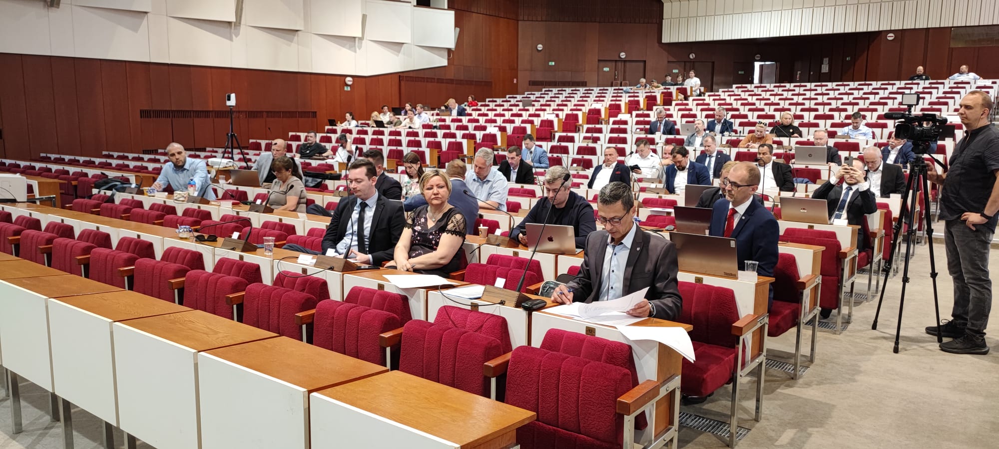 Mimoriadne zasadnutie MsZ Košice, na ktorom bol schválený rozpočet mesta. FOTO: Tomáš Mácha